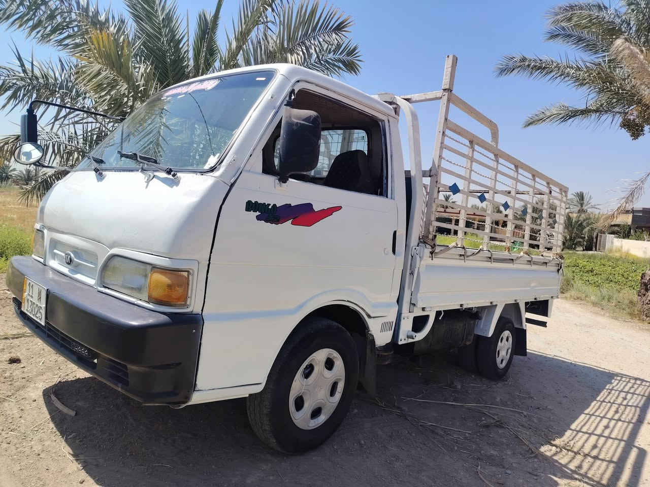 كيا بنكو 1996 رقم بغداد انكليزي سنويه 2030 شرط التحويل كير ومكينه وشاصي وباور مكفولات تخم تاير سياره جاهزه السعر 41  وبه مجال *********** عنوان بابل
