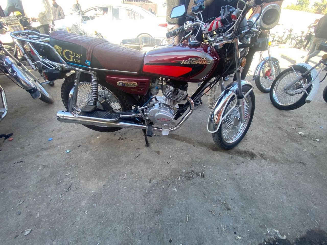 عدنه هاي دراجه اخو الصفر شرط برغي ما مفتوح بيها لا صوت فيلس لا شي دراجه جديده رقم. كركوك تحويل ثاني يوم كهربائيات كامله  ***********طالبين عليها واحد و 400
