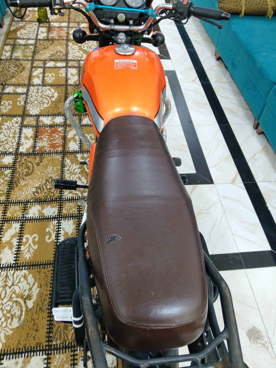 دايوان للبيع موديل 22اوراق اصولي دراجه كفاله عامه كله شغال بعد جديدة عنوان واسط قضاء  بدره للاستفسار ***********
