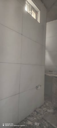 خلفه سيراميك متفرغ حالين 07764597667 واساب اسعار مناسبه واطلع باليوميه