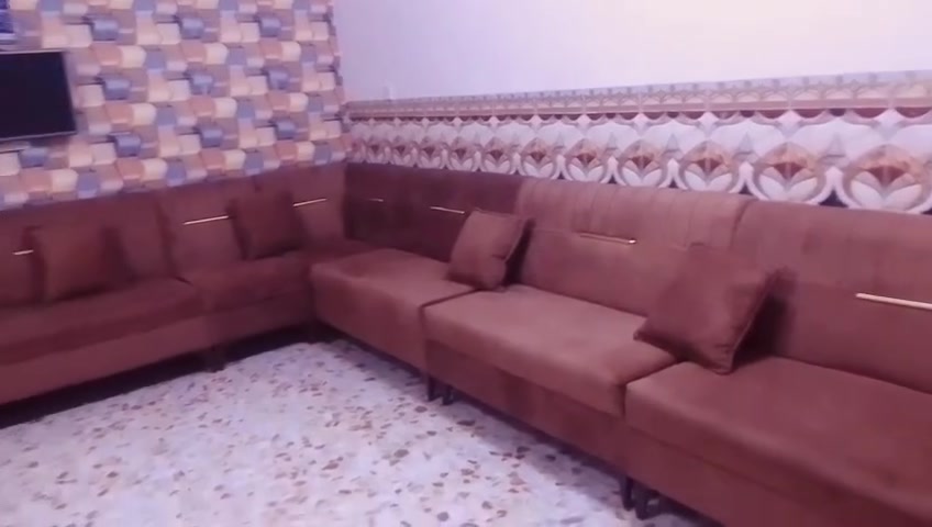 سلام عليكم متوفر تخم للبيع جديد استخدام قليل جدا متكون من ست قطع للاستفسار ***********
