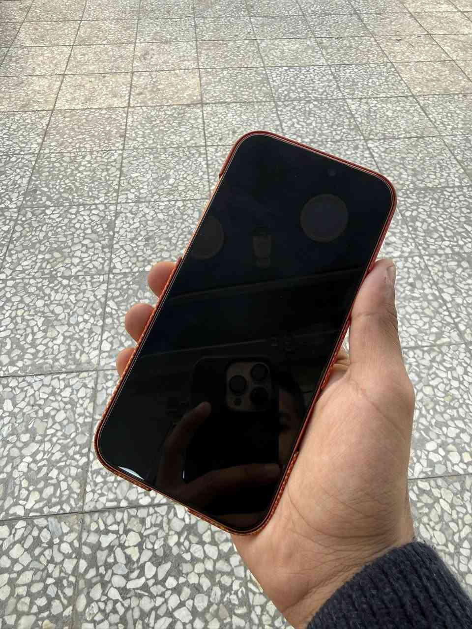 ايفون ١٧ برو ماكس ايسم شريحه الكترونيه ذاكره ٢٥٦   بطاريه ١٠٠ مشحون فقط  ٧٢ مره  سعر مليون و٧٧٠ الف مكاني بغداد المشتل  
للاستفسار : ***********
