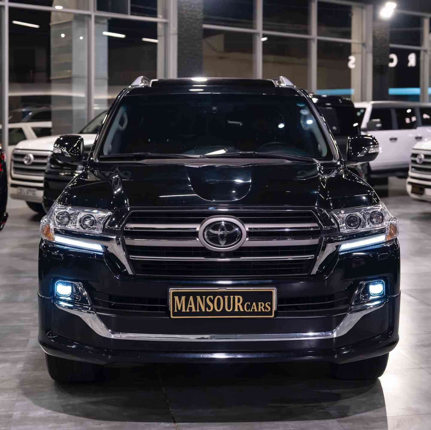 ‏Mansur cars 
عربي / كردى 
.   
النوع :TOYOTA 
الموديل :   VXS
سنة  الصنع :  2019
المحرك : V8 5.7
ناقل الحركة :  AUTOMATIC  
نوع الوقود :  بنزين 
الحالة :   خليجي 
عدد الأميال  : 100,000 km  
‏#MANSUR_CARS_ERBIL_F1    
:::::::::::::::::::::::::::::::::::: 
درووستکراوی :- TOYOTA 
مۆدێل :  VXS 
ساڵ : 2019
بزوێنەر :V8 5.7 
بگۆری بزوێنه‌ر :  AUTOMATIC 
سوتەمەنی :  بنزين 
دۆخ :خليجي 
ماوەی رۆشتوو :        100,000 km  
‏ ‏#MANSUR_CARS_ERBIL_F1 
:::::::::::::::::::::::::::::::::::: 
‏‎‏‎🗺️ العنوان: ERBIL- 40m STREET 
‏ / MANSUR CARS
‏‎‏‎📱 للاستفسار يسعدنا تواصلكم معنا على الأرقام التالية
‏‎‏‎📱بۆ زانیاریی زیاتر خۆشحال دەبین بە پەیوەندیتان بە ژمارەکانی
 
***********
***********
