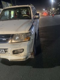 للبيع سيارة باجيرو 2003 رقم بغداد دولي جديد سنويه وهزه جديده السياره ا...