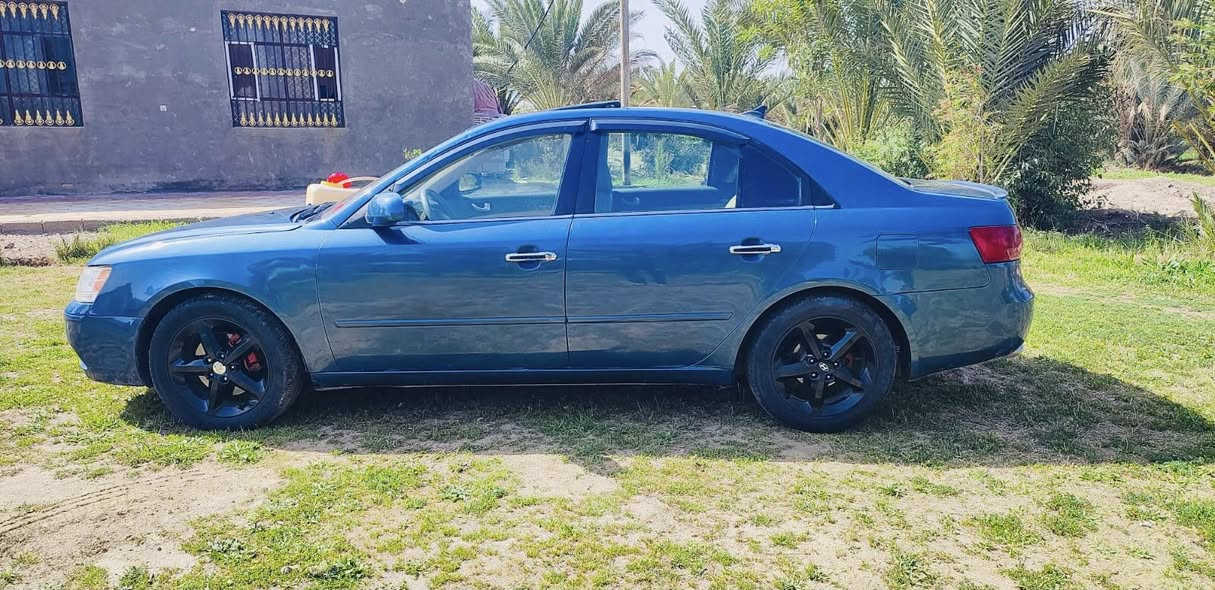 سلام عليكم
للبيع.   سوناتا 2006 سياره جاهزه من كلشي للخير 
        
                              ملاحظه. سياره بيها  صبغ حزام للجماليه فقط
رقم بغداد سنويه لل27
مواصفات 
 فتحه سقف 
مكينه سته سلندر 

V6. /3/300
مكينه وكير شرط 
 
تبريد ثلج 🧊 
دواخل عسلي  +صاج 
حداديه جديده 
تخم تاير جديد 

كهربائيات كله شغاله 

مكان الديوانيه الحمزه الشرقي 

سعر   85 وبيه مجال 

***********
