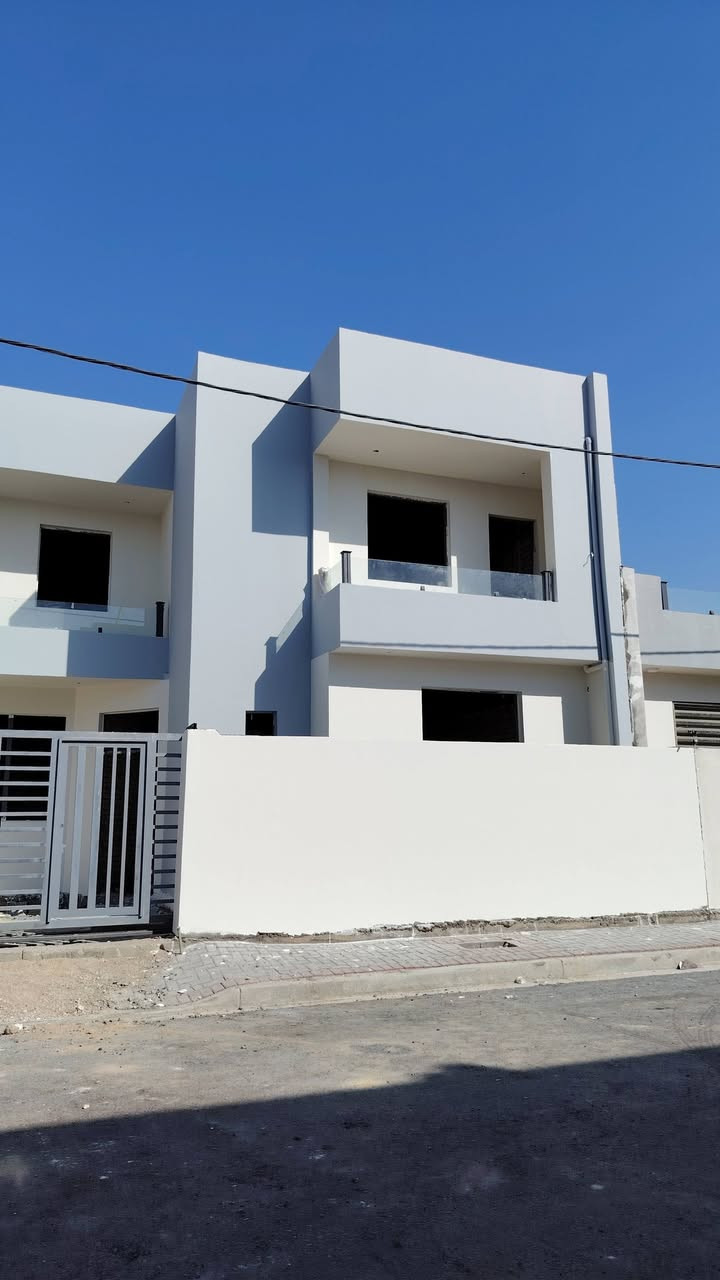 سلام عليكم ورحمة الله وبركاته :
صباغ متفرغ داخل السماوه اقضيه ونواحي 
للاتصال ***********
