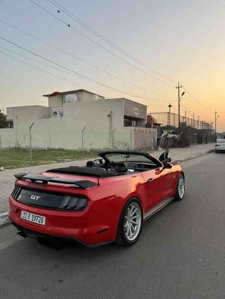 سلام عليكم 
موستنك GT ديجتال 2019
مًواصفات فول للاخير 1/1
ماشية 63
رقم بغداد الانكليزي تحويل ثاني يوم

تشغيل عن بعد
شاشة sync كار بلي
كشنات جلد وتحكم 
خزن ميموري
رادار جانبي 
خمس وضعيات قيادة
عداد ديجتال متغير الون حسب المود
سستم سماعات
اكتف اكزوز

الاضافات
مسطرة تراك بكج
ويل فيرادة 
دفيوزر gt
دوس gt
لحية اماميه 
سبايدر gt
اشاير متغير الون 
لايتات سموك

السيارة حادث جاملغ وبنيد من امريكا خفيف وبلعراق صار بيهة نص الجاملغ الخلفي فقط السيارة نقص برغي مابيهة وكلش جديدة ونظيفة وخير من الله تاخذهة ربع متصرف عليهة 

السعر 185  بيهة مجال 
مكاني بغداد الطالبية
للاستفسار ***********
