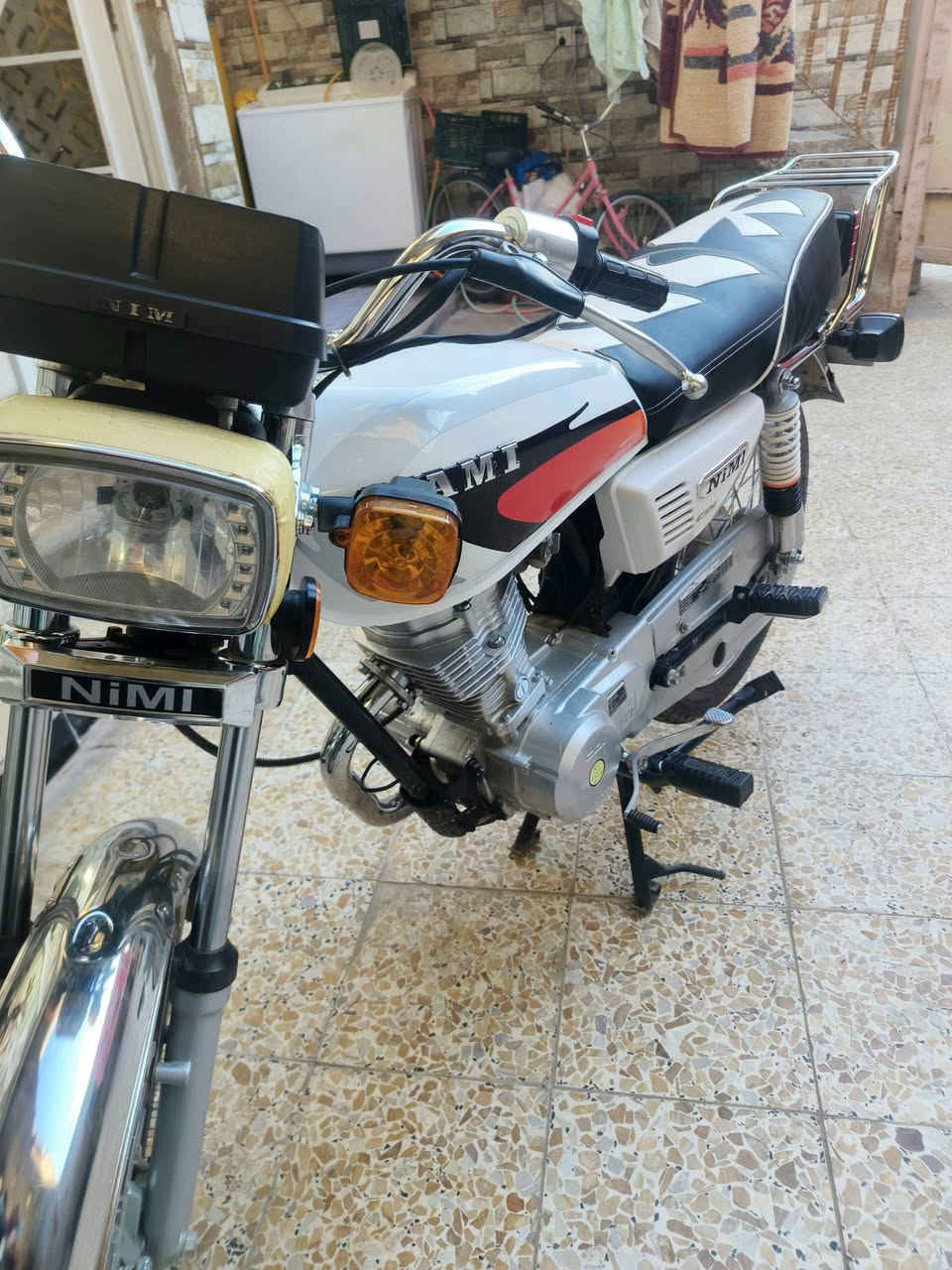 اربعه كير سكنر للبيع موديل 27 كهربائيات كلها شغاله دراجه مكفوله من لتاير للتاير عوزها بس سايق  
مكان كوت زويريجات السعر 725 وبيها مجال ‏‪***********‬‏
