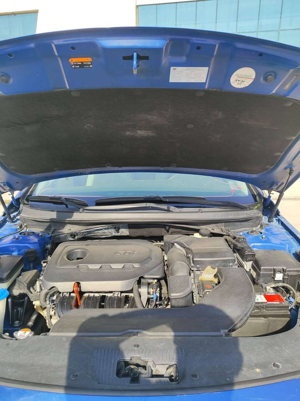 سوناتا ٢٠١٦ سبورت 
ضربة جاملغ خلفي 
مكينة كير مكفول 
بصمة تشغيل بصمة ابواب 
تبريد قطعتين 
شاشة كبير 
عداد ٩١ الف ميل

بغداد الاعظمية ***********
