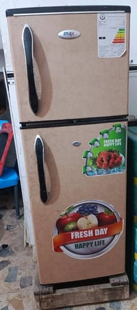 ثلاجة جديدة • طباخ ٥ عيون • حجم كبير
