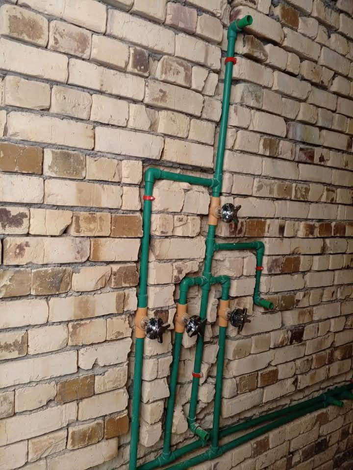 السلام عليكم عمل تاسيسات ماء مجاري كهرباء  باسعار مناسبه 
هاذ جزء بسيط جدا لجذب الالتفاته من اعمالنه ان شالله ينال اعجابكم
***********
*********** وتس اب
