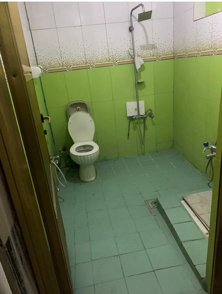 سلام عليكم بيت للإيجار طابق ارضي الاربع شوارع فرع مول الحامد بنهاية لاستفسار الاتصال على رقم الواتس🌺🌺🌺 ‭🌺٠٧٧٠ ٠٢٦ ٤١٦٢‬
