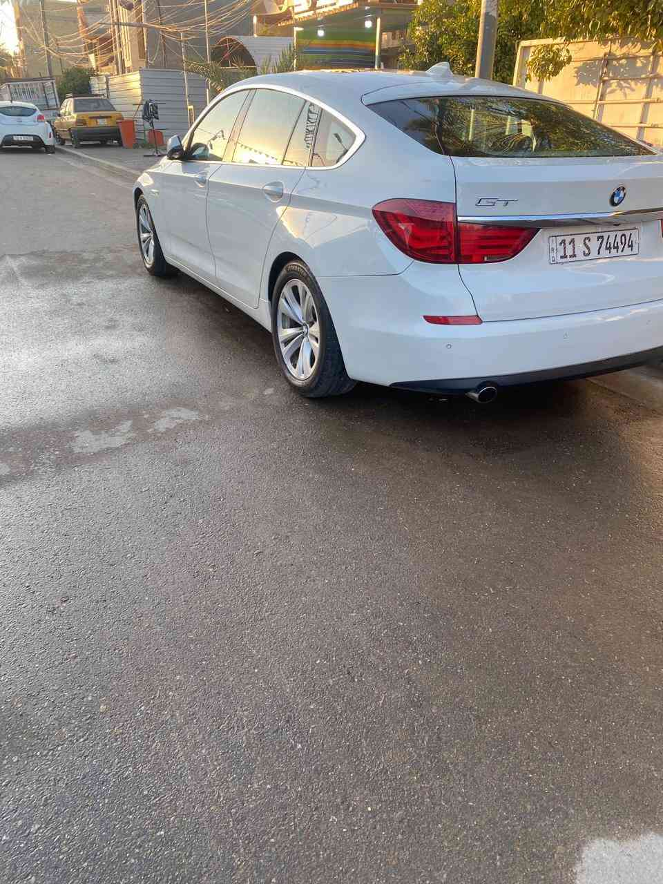 بيئم ٢٠١٢ رقم بغداد باسمي تحويل مباشر نظيفة جدا للبيع مابيه ضربة ققط صبغ مكانات اثر خدوش جاهزة من كلشي وبالحقيقة احلى من الصور السعر ١٤٢ وبيه مجال بسيط الشراي يتصل *********** اتصال او واتساب مكاني بغداد الغزالية
