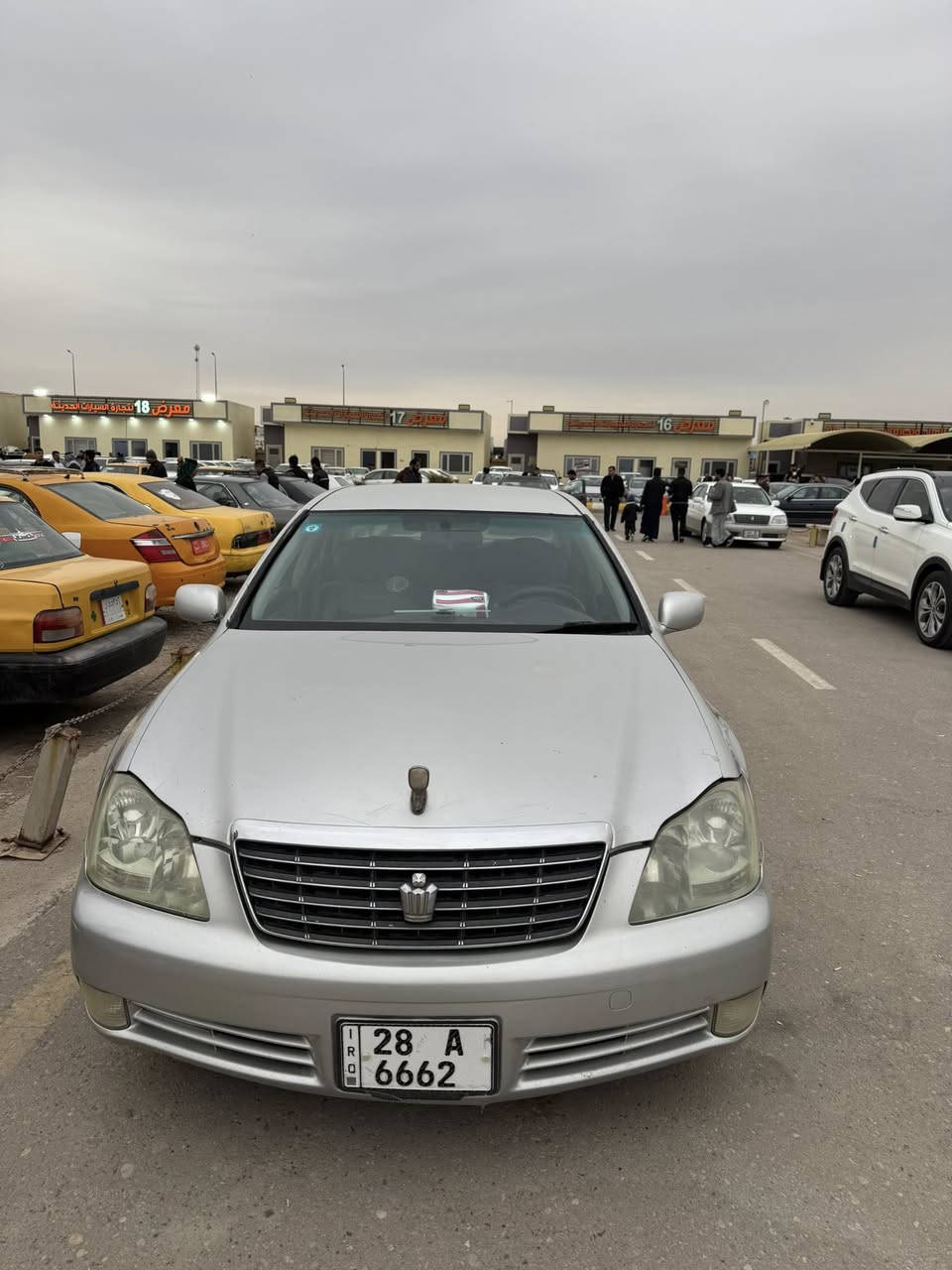 السلام عليكم سياره شاهينه موديل 2006 باسمي سياره جاهزه ما ناقصه أي شي بدون كصه مكاني بصره كزيزه السعر 83$ لتفاصيل اكثر ***********
