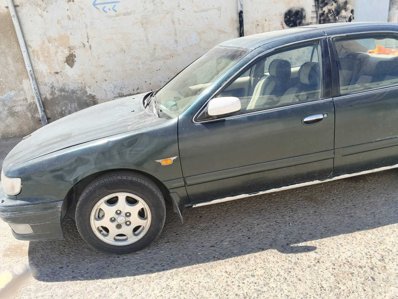 السلام عليكم 
نيسان مكزيما للبيع موديل 2000سيارة كير محرك صدر خير من الله بس الكشر يحتاج صبغ السعر 45
الرقم صلاح الدين ألماني 
للاستفسار الاتصال بالرقم ***********
