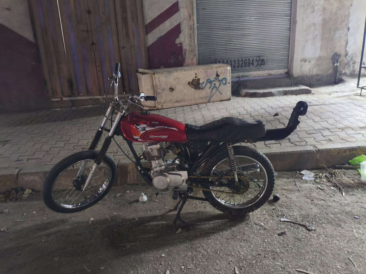 البيع دراجة كلك سعر  ٣٠٠ رقم ***********
@
