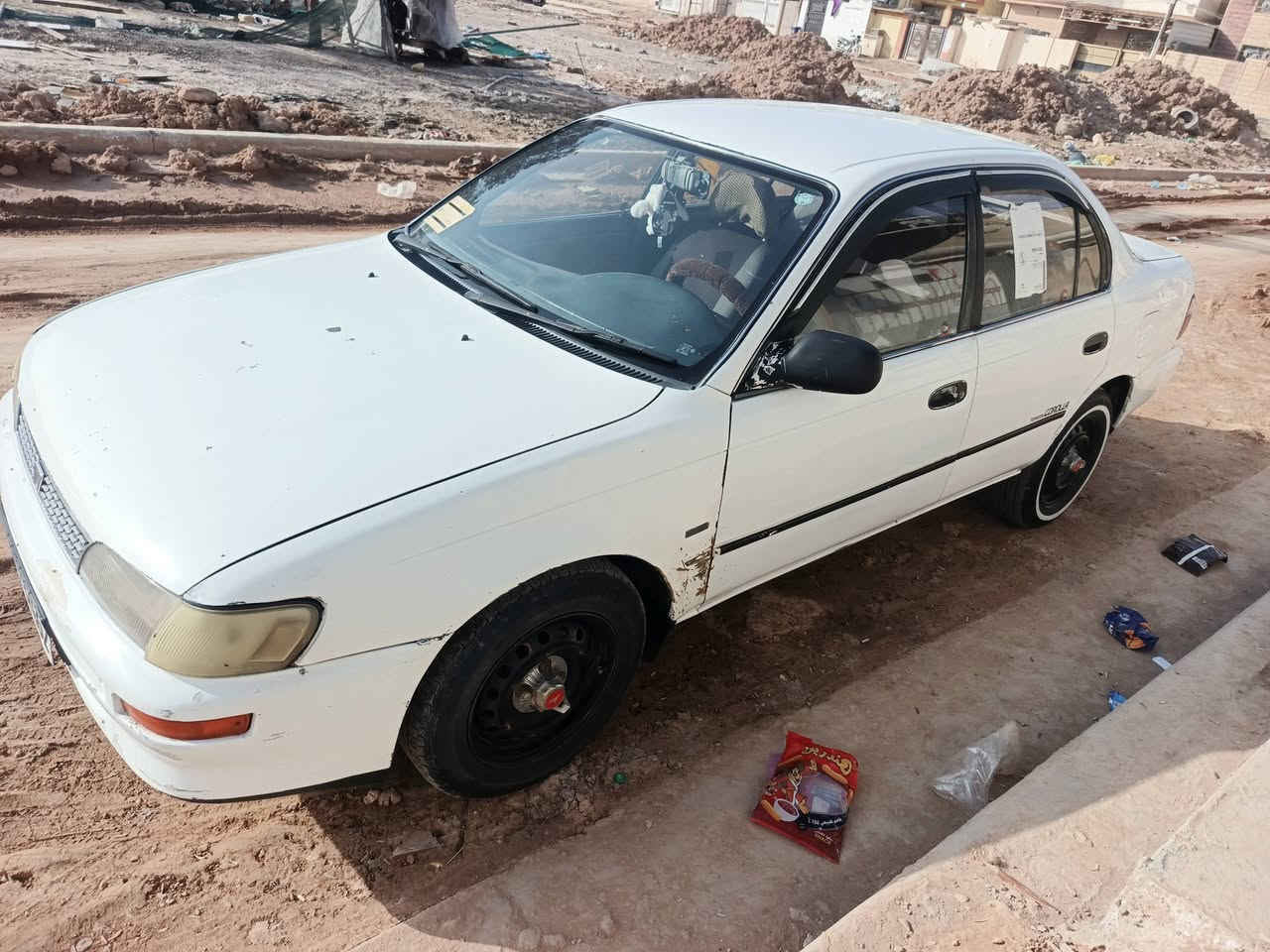 السلام عليكم
كورلا موديل 95 للبيع 
السيارة بلاديه بدون أي صبغ 
نظافتها مثل ماموضح بالصور 
سنتر لوك شغال .. تبريد شغال 
تدفئة شغاله كل الكهربائيات شغاله
رقم اربيل الدولي عندي وكاله عامه 
تحويل مباشر ما أسوي وكاله 
نواقص السيارة حداديه أماميه 
وبولبرين امامي فقط 
مكان السيارة حله المركز شارع 60 
السعر 52 وبيها مجال بسيط
للاستفسار 
***********
