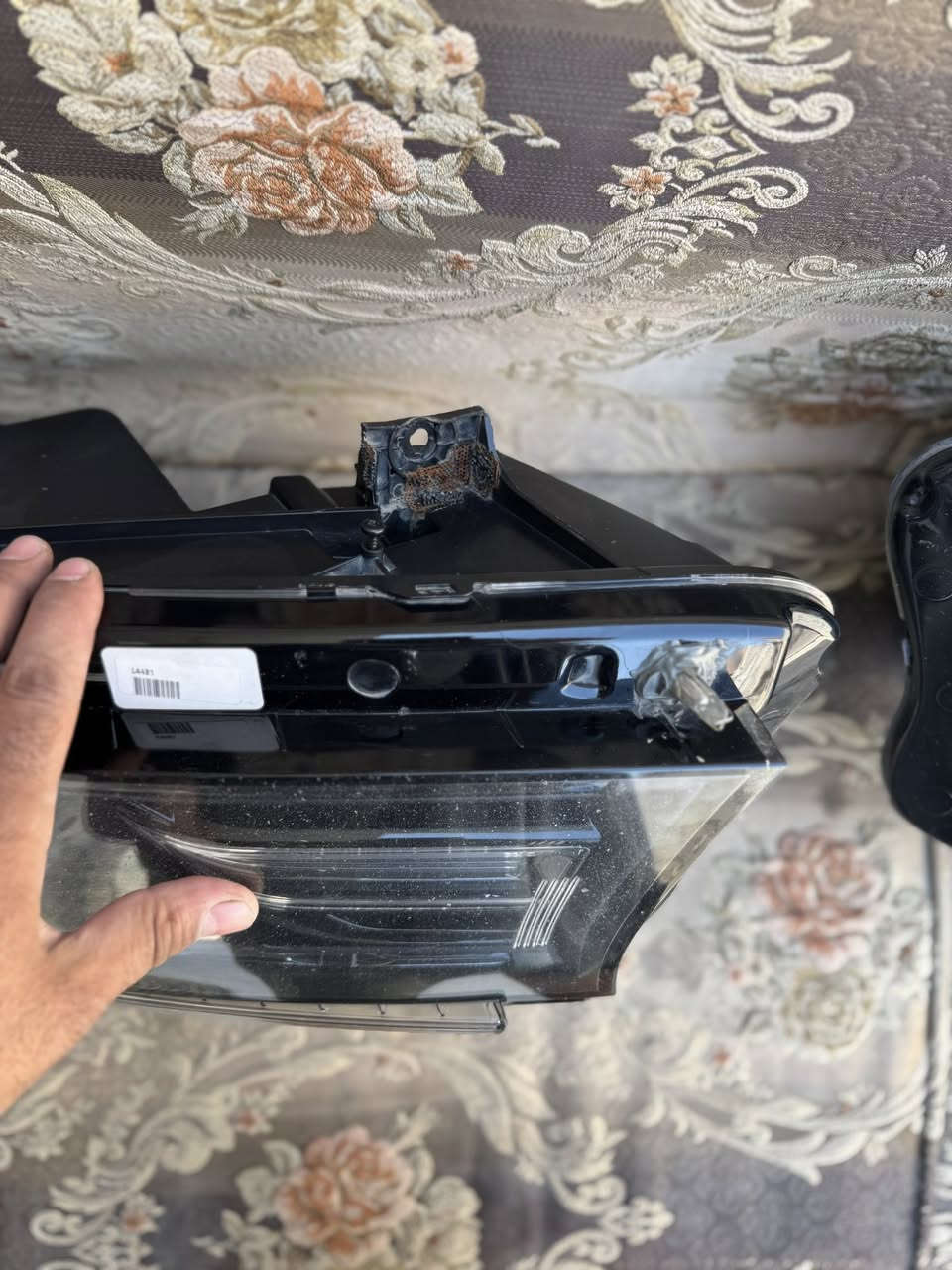 السلام عليكم شباب زوج لايت جدد موديل ١٨. لا فطر ولا كسر ولا اي شي بس واحد بي اذن ورجعته نفسه كلش حلوات مال تفصيخ لا مفتوحات ولا مصلحات ابيعهم ٢٠٠ الف وحلوات مكاني بغداد اتصال ***********
