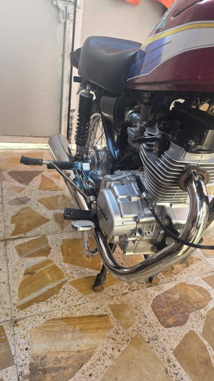 سلام عليكم درجة للبيع وراق موديل 17 وكيله سيد خلدون السعر خاص رقم ***********
