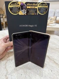 Honor v 5 عملاق الفولد  512/16  Snapdragon 8 elite  كاميرا 64+50+50  ب...