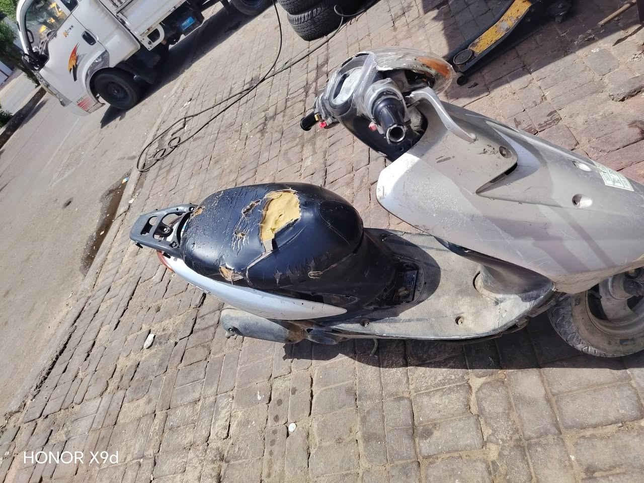 السلام عليكم دراجه للبيع بد بيها الخلفي صوت الكاظميه باب الدراجه سعر 125 وبيها مجال***********
