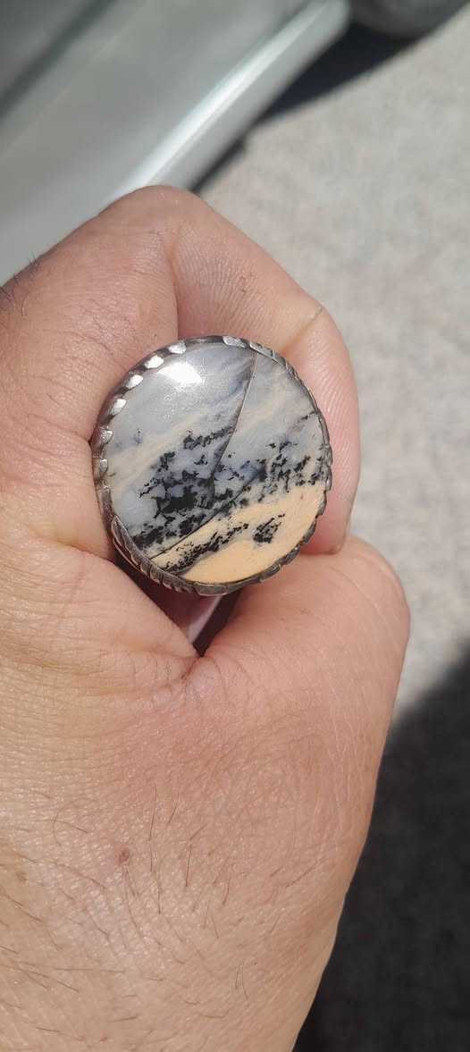 سلام عليكم .تقبل الله صيامكم.  ٣ قطع ٠جمال فول. شلع كلهن ١٤٠.توصيل ضمان رصيد.


**إذا كنت صاحب هذا الإعلان وتريد حذفه لأي سبب، رجاءا أرسل رسالة إلى الدعم الفني**