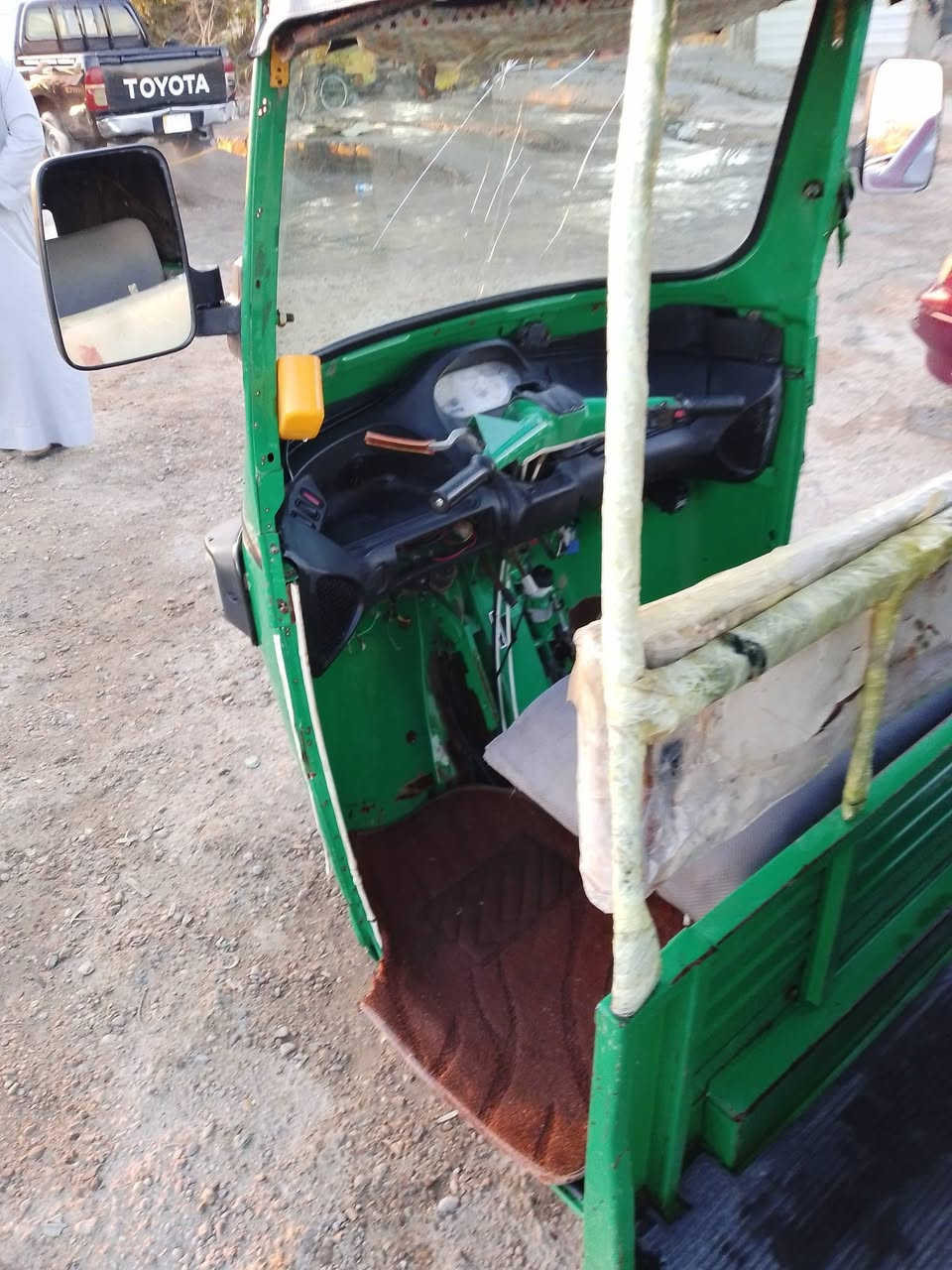 يالله تكتك بياجو موديل 19 اوراق اصولي كامله نقص  كلجات فقط العنوان بابل الحصوه سعرها مليون و800 وبيها مجال للستفسار ***********
