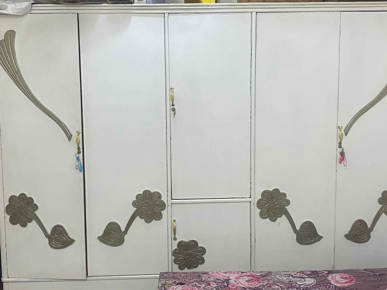 كنتور صاج عراقي اصلي بلون ابيض حراري 
5 ابواب 
قياس 3x2
الكنتور جديد ونضيف
 نضافة 100% تاخذه وانت مرتاح 
العنوان النجف مجمع ابو تراب 
السعر 300 الف وبي مجال للطيبين النجف, العراق


**إذا كنت صاحب هذا الإعلان وتريد حذفه لأي سبب، رجاءا أرسل رسالة إلى الدعم الفني**