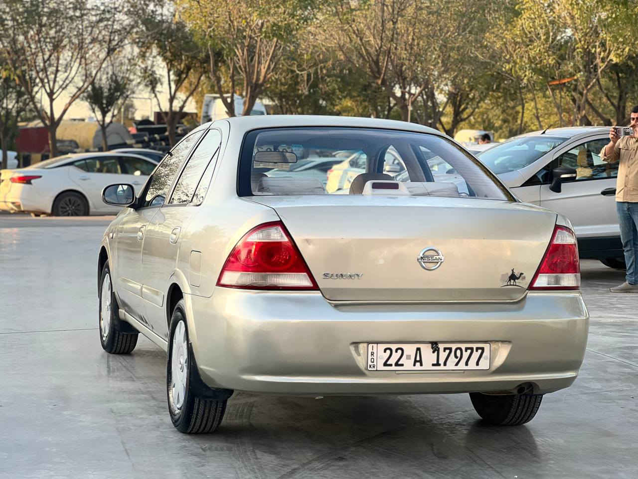 نيسان صني . 2007
رقم وسنويه جديد باسمي . لغايه 2030
شرط تحويل او وكاله . تخم تايرات جديد
گیر ومحرك شرط الفحص . صدرها جديد
السياره بيها 3 قطع صبغ اثر الجراد بدون اي حادث
***********
عنوان . كلار 
سعر 79 وبيها مجال
