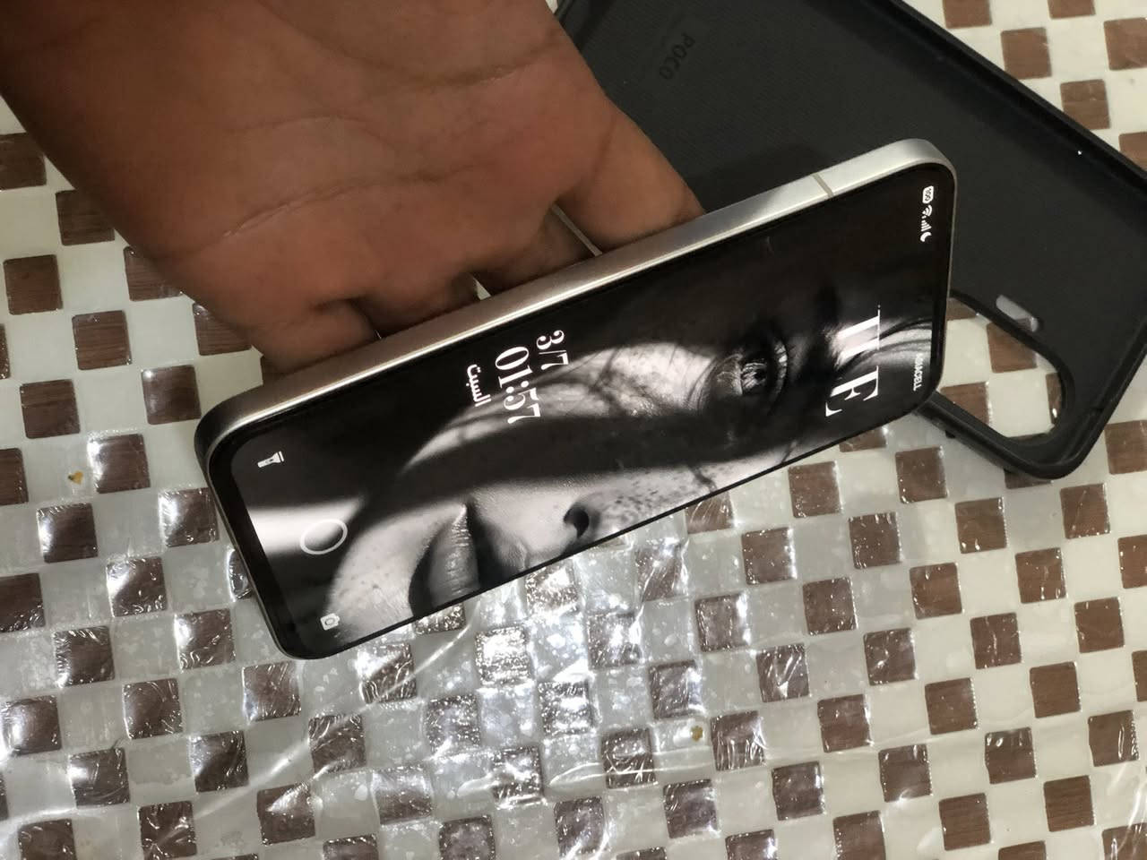 للبيع POCO F7
مستخدم شهرین جدا نضيف 
ذاكرة 256 كامل ملحقات
 مكاني بغداد الدورة 
السعر 420 الف
 رقم هاتفي للاتصال او واتساب

***********
