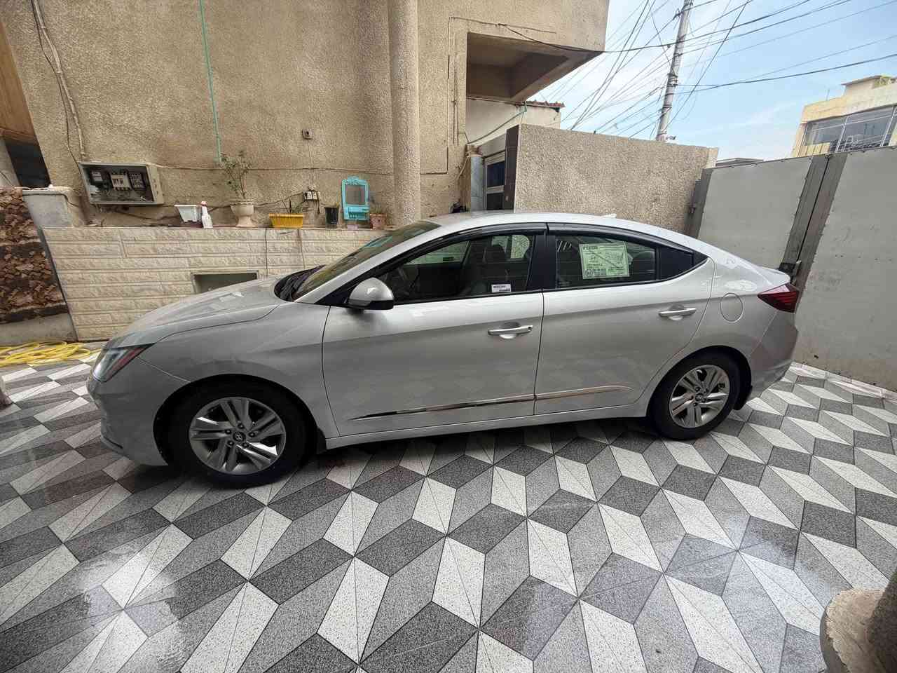 النترا 2019 أمريكي 
كير AT
ماشية 118 حقيقي
رقم بغداد بسمي سنوية وهزة ورقم جديد 
ضرر أمريكي جملغ امامي اليمنة 
بل عراق صبغ اثر شخوط شرط مو ضررالله شاهد 
سونار داخل المنشور شرط احلى من الصور
العنوان ديالى بعقوبة ***********
السعر 115 بيهة مجال بصيط بعقوبة, ديالى
