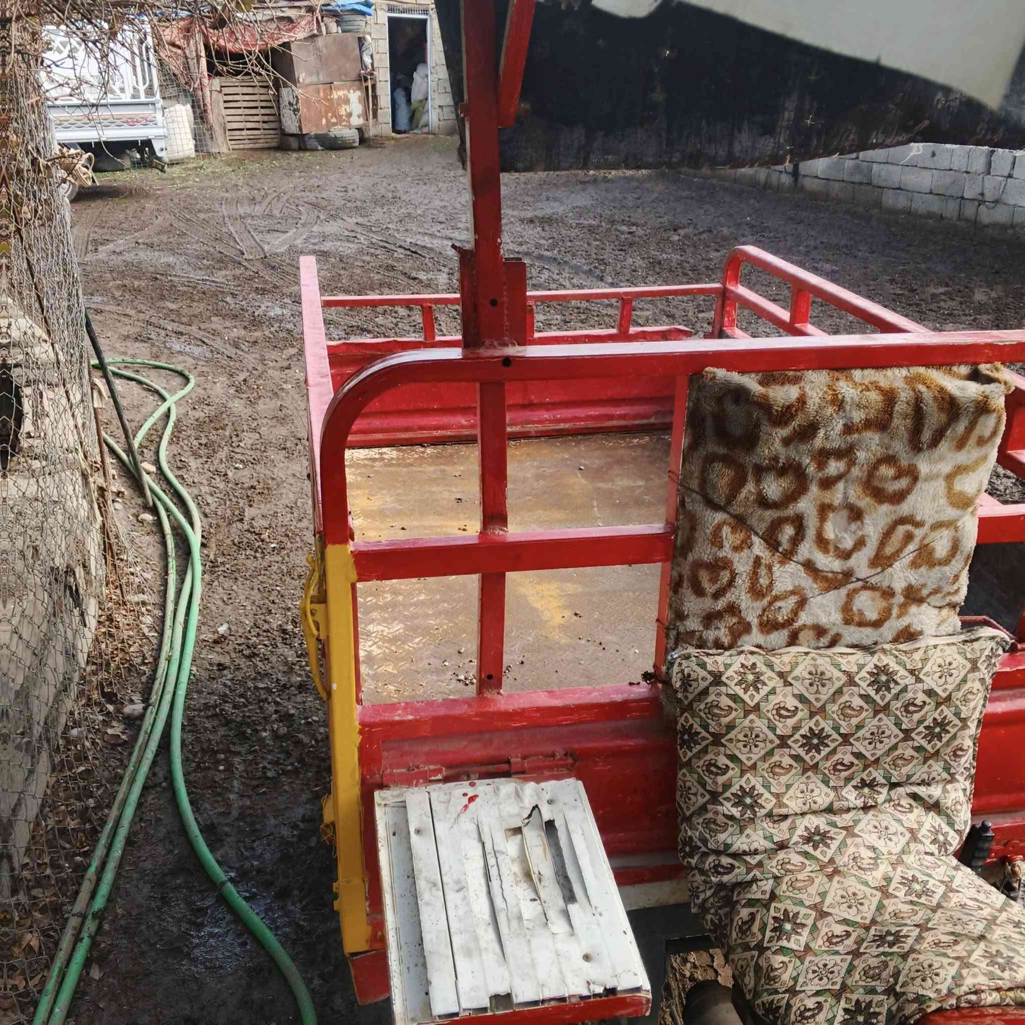 سلام عليكم يوجد ستوته البيع
المكان سديرة سفلى ***********
