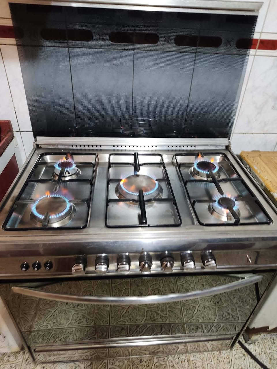 طباخ مصري يونفرسل سعره 240وبي مجال 
يوجد توصيل بالاجرة المكان الدورة


**إذا كنت صاحب هذا الإعلان وتريد حذفه لأي سبب، رجاءا أرسل رسالة إلى الدعم الفني**