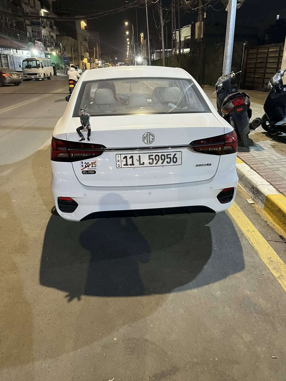 ام جي 5 نص فول بصمه حساسات السيارة ماشيه 26000 بعده بحاله الوكاله وبعده بل ضمان السعر 110 وبيه مجال اتصل ***********
