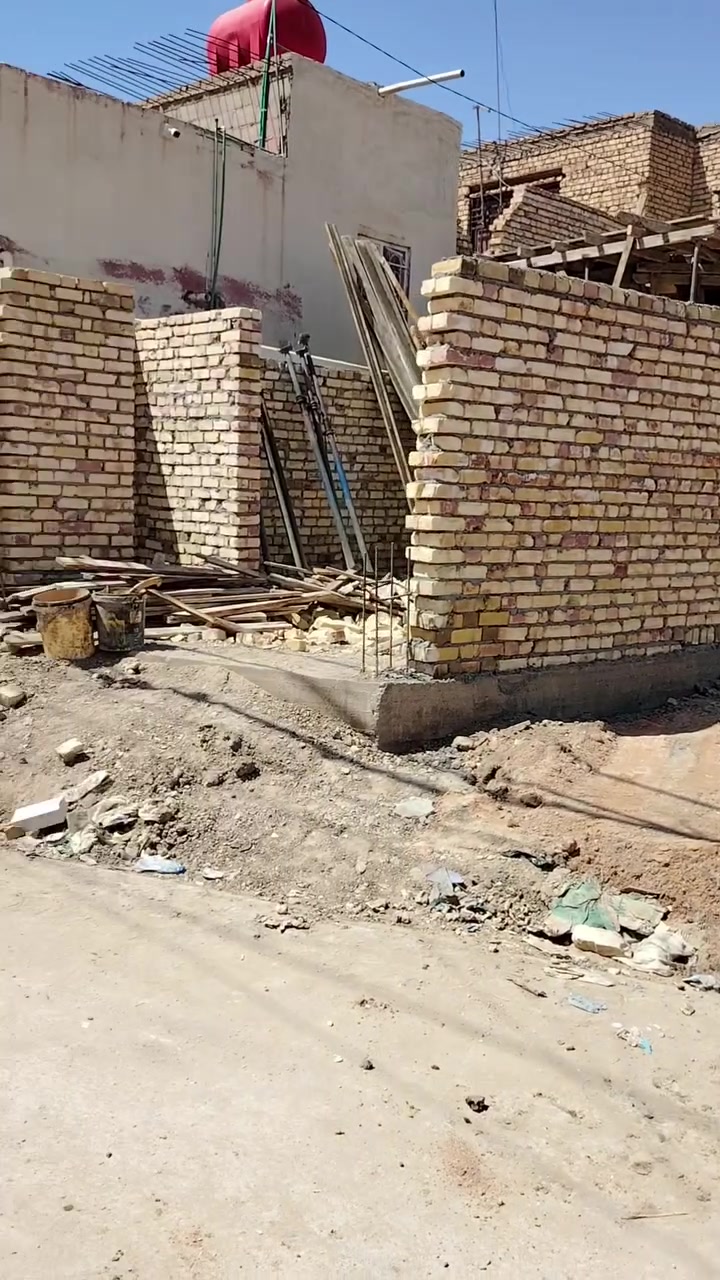 سلام عليكم قطعة للبيع مساحة 150متر بالجمعيه طابو زراعي *********** *********** واتساب
