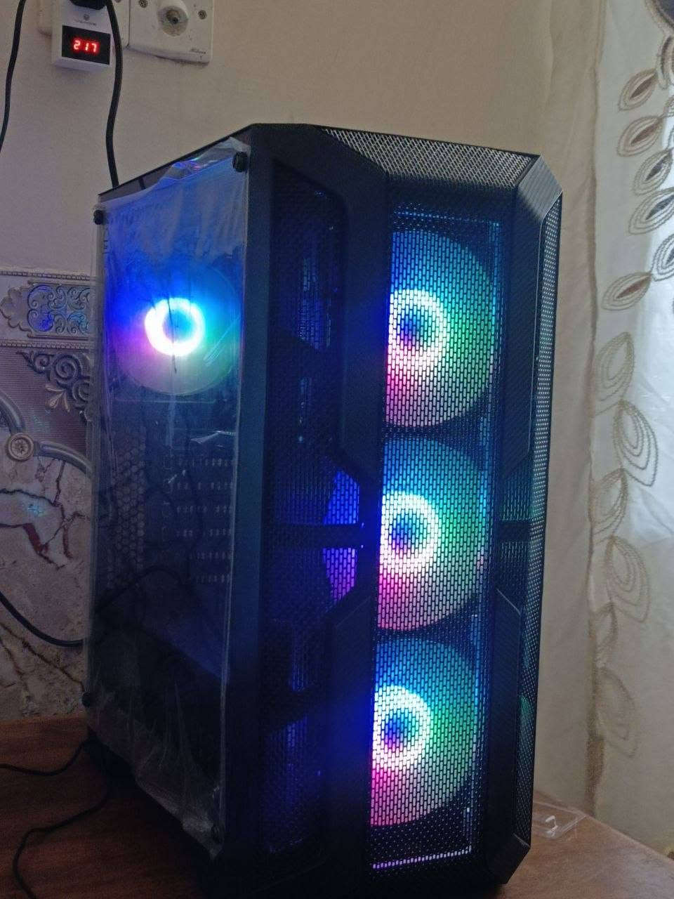للبيع PC كامل مع الشاشة – جاهز للاستخدام والألعاب الخفيفة 🎮💻المواصفات:
🔹 المعالج: Intel Core i5-10400F
🔹 اللوحة الأم: B560
🔹 الرام: 16GB DDR4 3200MHz (2×8)
🔹 كرت الشاشة: NVIDIA GT 730 4GB
🔹 التخزين: SSD 120GB + HDD 500GB
🔹 مزود طاقة: 550W
🔹 كيس Gaming مع 4 مراوح RGB
🔹 الشاشة: Samsung 24" IPS Full HD (1920×1080) 75Hz – موديل F24T350FHM
✅ الجهاز نظيف وشغال بدون مشاكل. ✅ مناسب للدراسة، التصميم الخفيف، والاستخدام اليومي والألعاب الخفيفة. ✅ البيع مع الشاشة.
تواصل واتس اب فقط ***********
