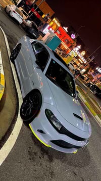 جارجر RT MAX. موديل. 2022 حادث بس بنيد قطعا وحده رقم بغداد رقم مميز لو...