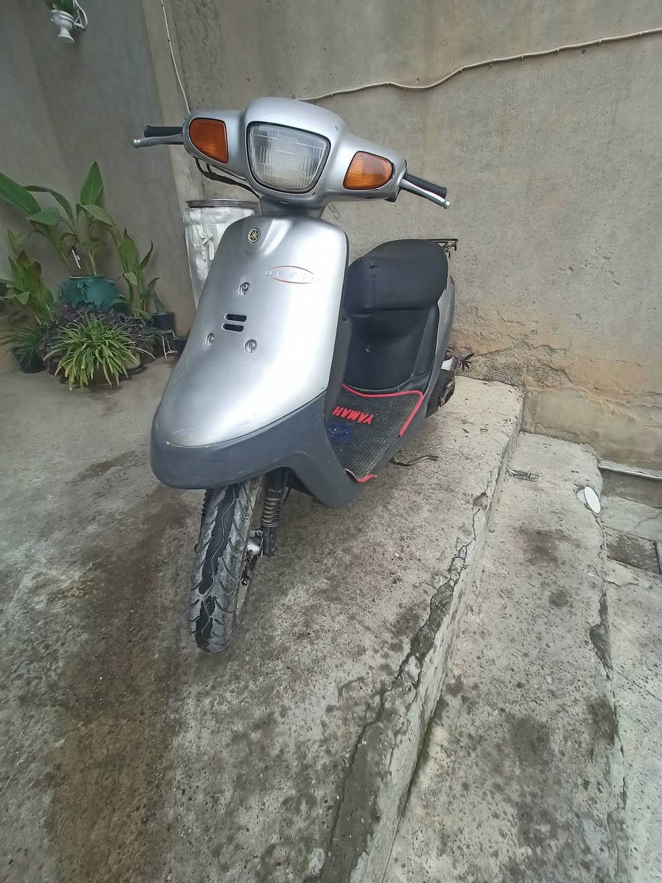 ماطور بوتي ماكينه ما مفتوح السعر 500 وبيها مجال***********
