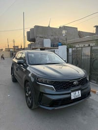 سورنتو 2021 حادث السياره ٣ قطع صبغ السعر 165 للستفسار الاتصال على 0771...