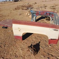 قطع غيار سيارات