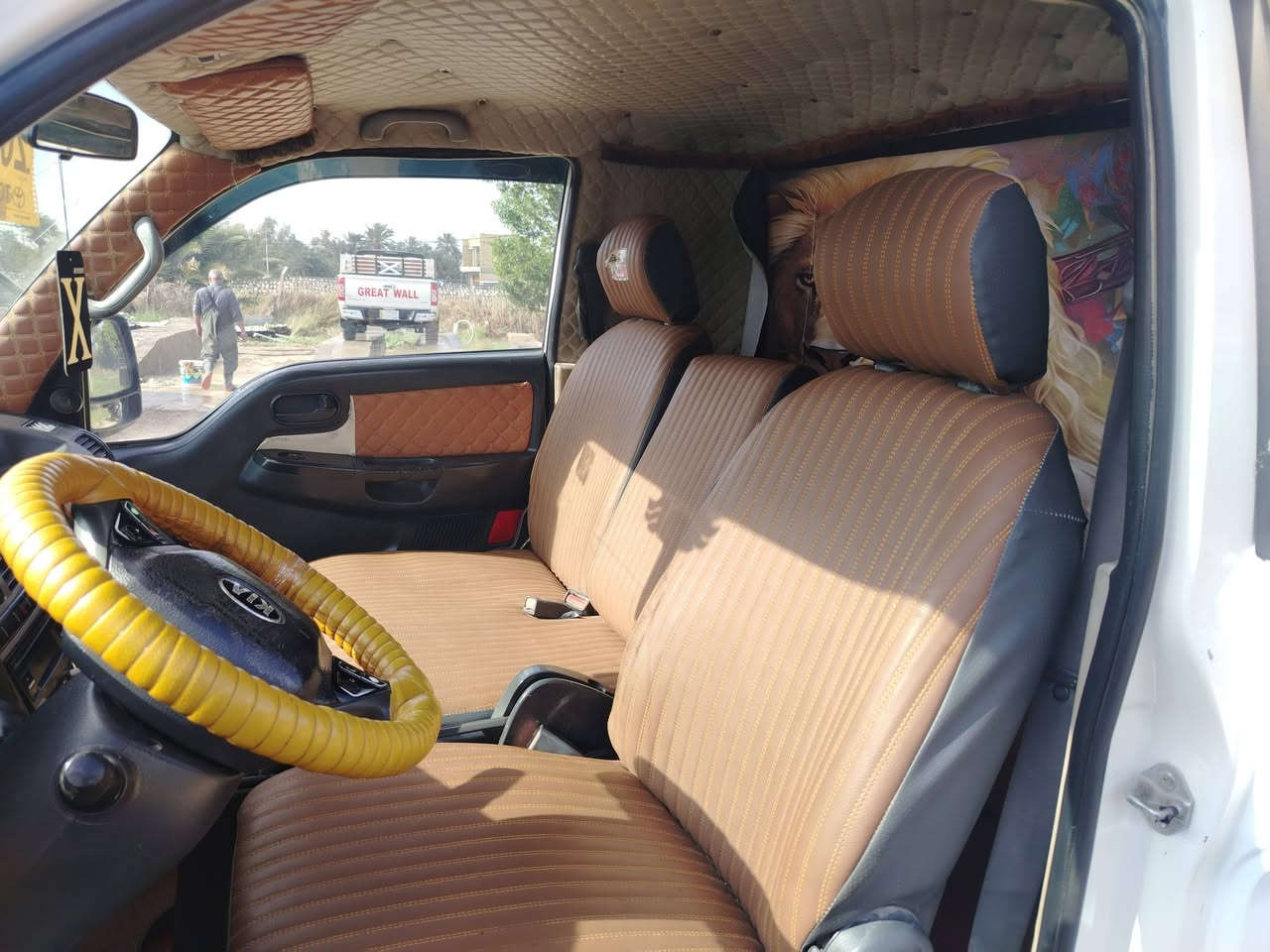 السلام عليكم سياره للبيع موديل  2016 كفاله عامه مكينه شرط سنويه 2029 تحويل ثاني يوم تبريد شغال  حداديه جديده تخم تاير جديد  للستفسار ع رقم 📱 ***********
