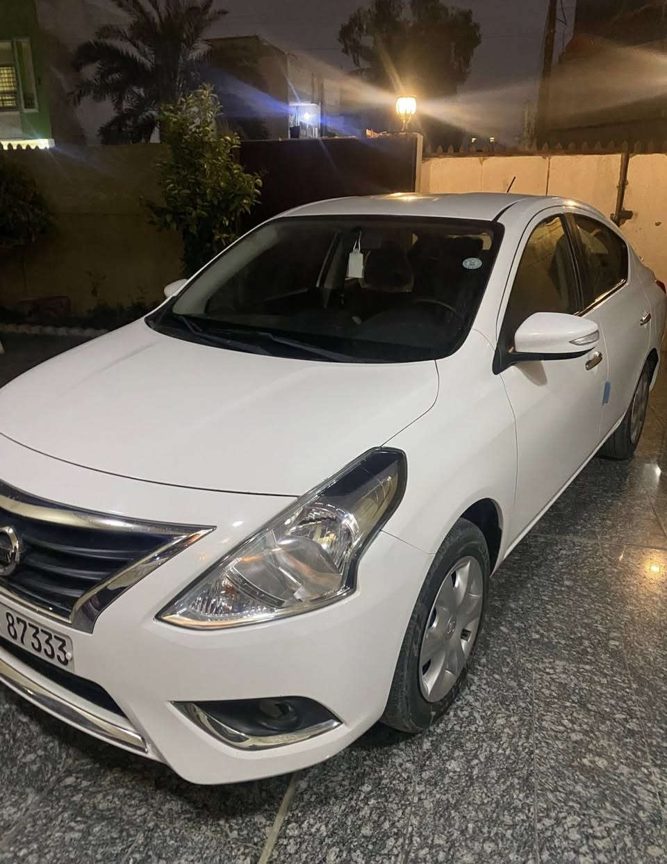 السلام عليكم
للبيع 
نيسان صني موديل 2023 
رقم مميز أربيل 
ماشية 73 
السيارة نضيفه 
داخل اسود 
شاشه كار بلي بلادي 
كامرة خلفيه 
تحكم ستيرن جهتين 
اشاير بلمري 
تكحم كهربائي بلمري 
أربع جام كهربائي 
قطعتين تبريد 
بيه بارد صغير بزاويه البنيد 
وإصبع بحافة الجنطه 
كير ومحرك وتبريد مكفولات 
السعر ب 120 ورقه وبيه مجال بسيط 

 واتساب ***********
