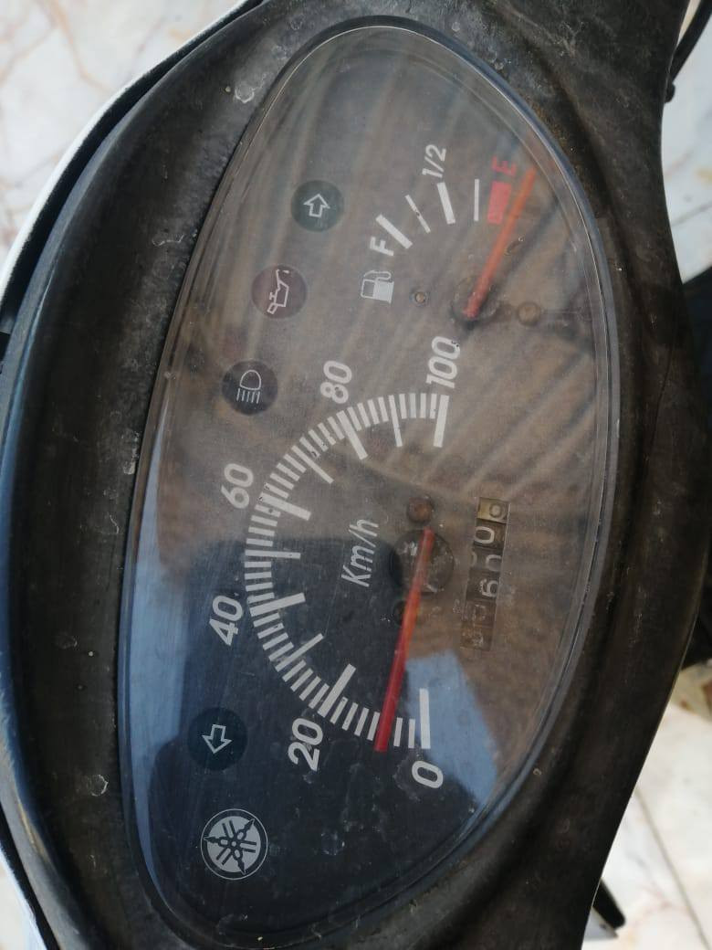 اكزز نضيفه كامله كل نقص مابيها سلف هندر اشاير بك لايت كله شغال ب300 وبيها مجال ***********
