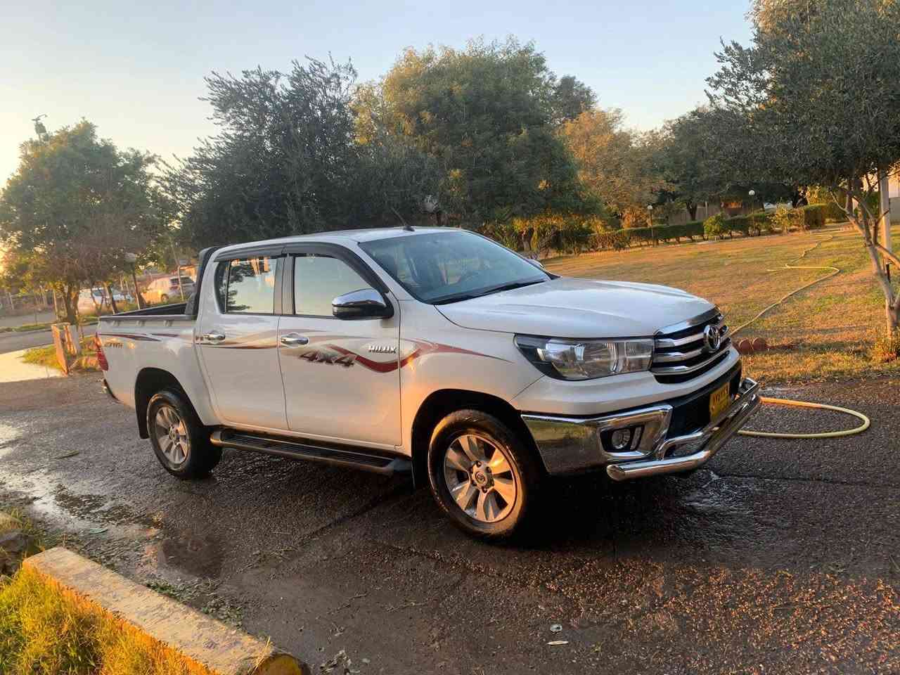 تحيه طيبه السلام عليكم
بيك اب هايلكس 2016 خليجي مكفوله 

ماشيه 146 الف 

مكينة 4 سلندر 2700

تحكم ستيرن 

حساسات خلفي 

شاشه كامره

مري شفط 

ترحيب 

تبريد أمامي خلفي 

ويل كب 

سويج 

فور ويل 

جاهزه إنشاء لله 

رقم  اربيل باسم كردي وكاله تحويل مباشرة 

265 ورقه وبيها مجال 

اي استفسار 

*********** 

مكان بغداد سيديه
