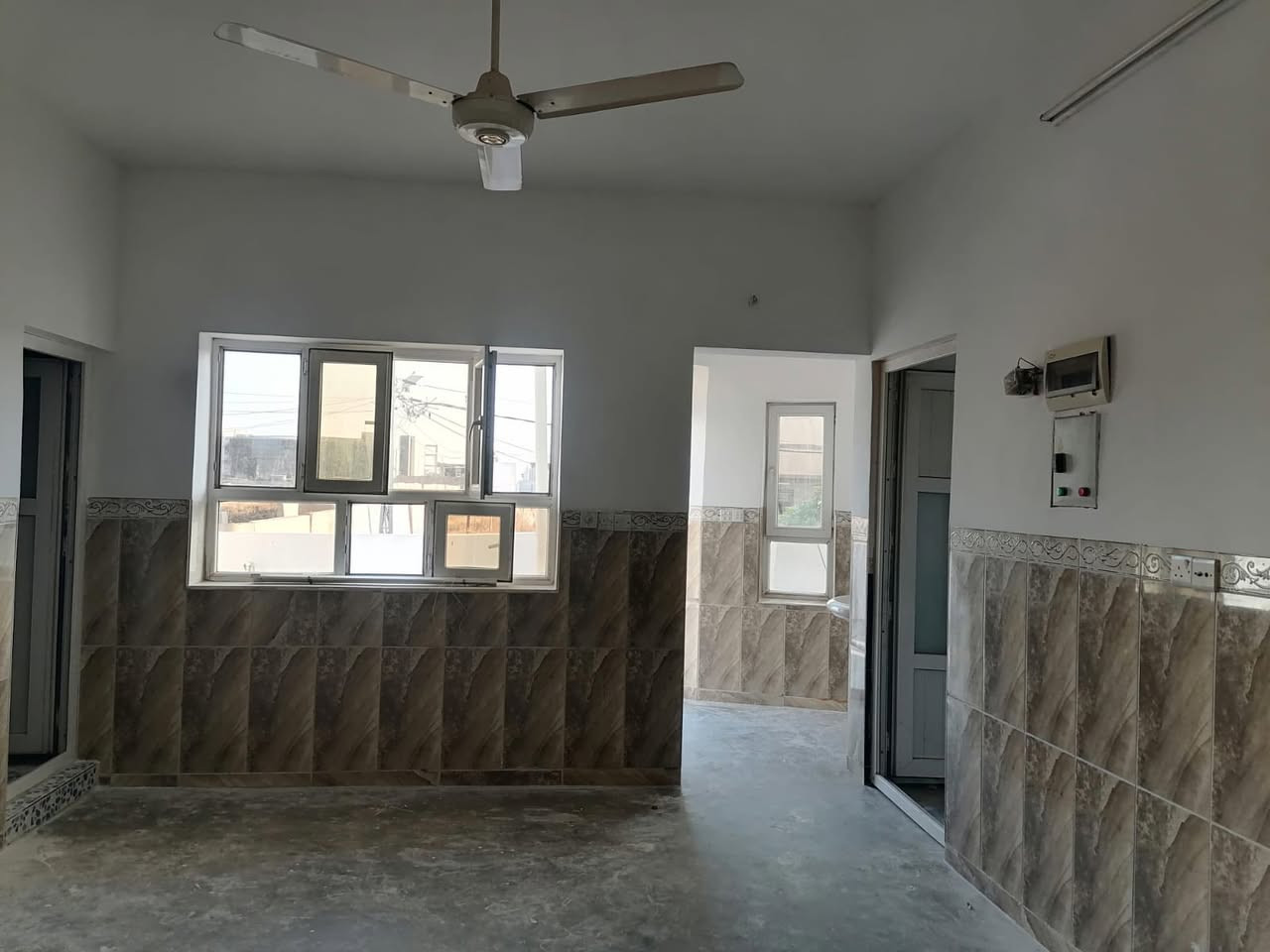 🏡 خانووى روكن دوو نهوم بو فروشتن له گه ره كى ئيسكان پشت سه نته رى روشنبيرى نزيك ته كيه ى شيخ عطا

📐 روبه ر :
▪️ 330 متر

✨ زانیارییەکانی خانوو / موڵك :
▪️  2ژور نوستن - هول - ميوان - مطبخ - گه راج

▪️  نهومى دووه م 2 ژور نوستن - هول - ميوان - مطبخ

💰 نرخ : 130 مليون 

📞بۆ زانيارى زياتر په يوه ندى بكه ن به 
عقارات ستار اكرم بازرگان

*********** ☎️
*********** ☎️

#كركوك #عقارات #عقارات_كركوك
#بيع_بيوت #شراء_بيت #استثمار
#بيوت_للبيع #فرص_عقارية
