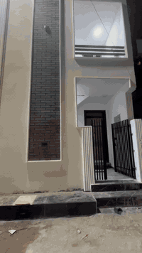 بناية للبيع ٧٧ ثلاث طوابق  بيها وارد  ثنين مليون ٣٠٠ الف  ٠٧٧٠٧٩٩٢٤٣١