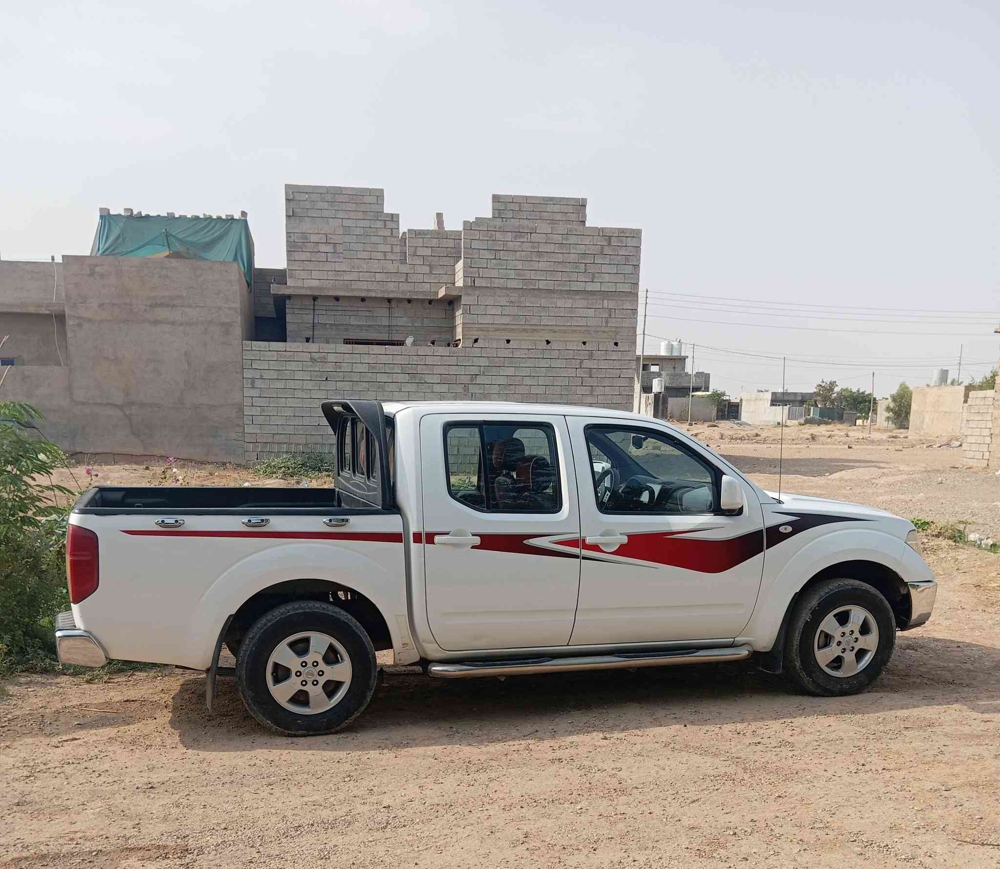 سلام عليكم للبيع نفاره موديل ٢٠١٣ محرك بلاد اوتوماتيك جديده تبريد تدفع كلشي بلاد على شركه  رقم بغداد سعر ١٢٨ $ مكان سياره ديالى خانقين رقم الهاتف ***********
