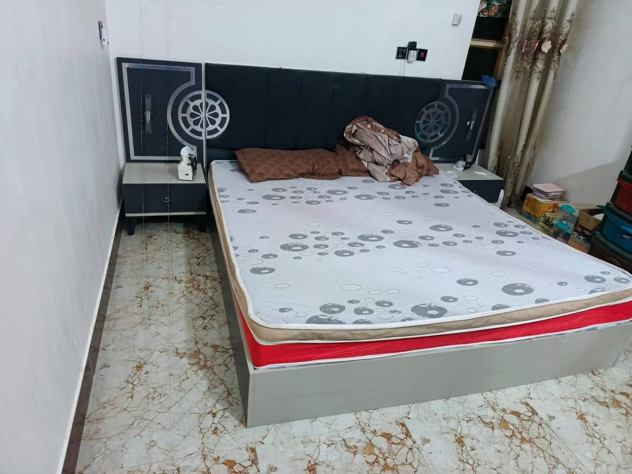 غرفه تركي للبيع نظيفه
***********
***********
