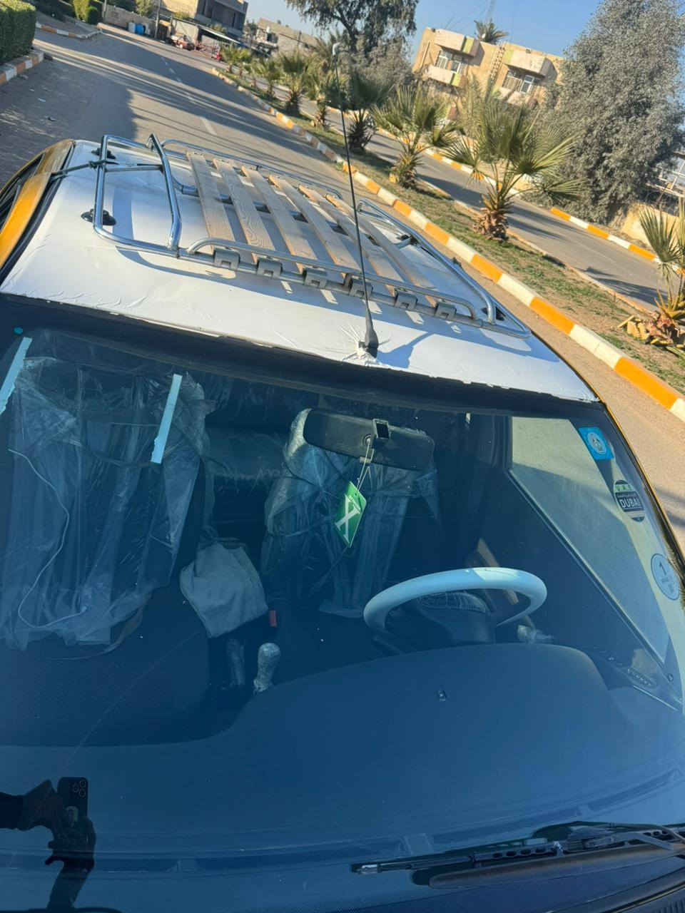 السلام عليكم بيجو بارس موديل 15 كفاله عامه السعر 43 وبيها مجال شيء قليل مكاني بغداد المحموديه  رقم التلفون***********
