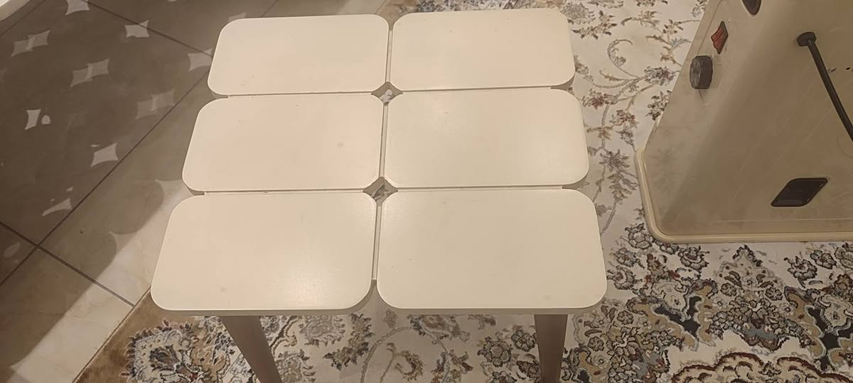 السلام عليكم تخم قنفات وميز واربع طبلات وميز بلازمه كلهن بيعه وحده مكانهه بغداد الكرخ للاستفسار الاتصال واتساب حصراً ***********
***********
